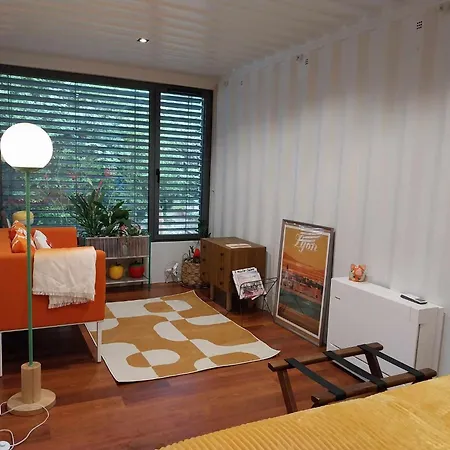 La Josephine Guest house *